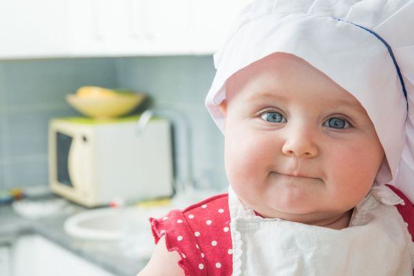 5 comidinhas que seu filho pode ajudar a preparar (mesmo sendo pequenininho!) 5 comidinhas que seu filho pode ajudar a preparar (mesmo sendo pequenininho!)